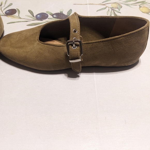 H&M Brown Mary Jane Flats - Picture 4 of 7